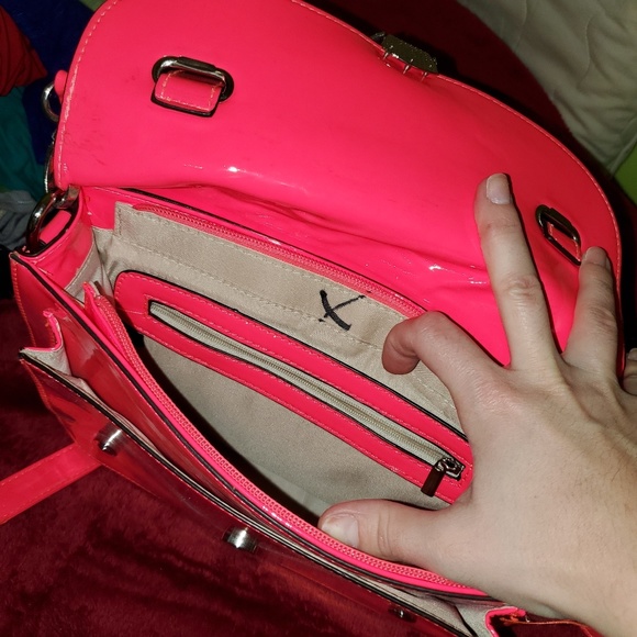 Bright coral purse crossbody new - Picture 2 of 3